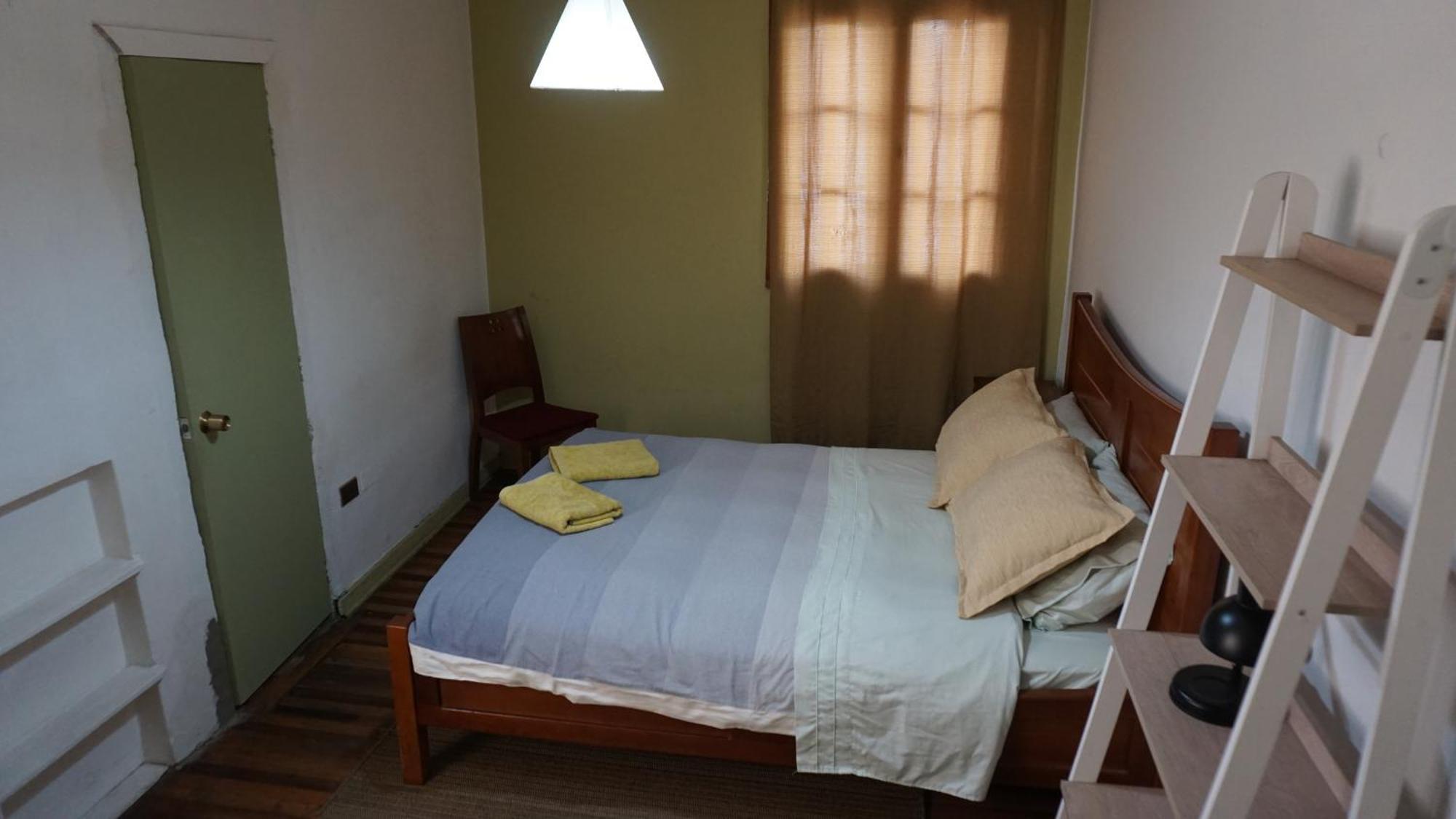 Ventana Sur Hostal Santiago Exterior photo